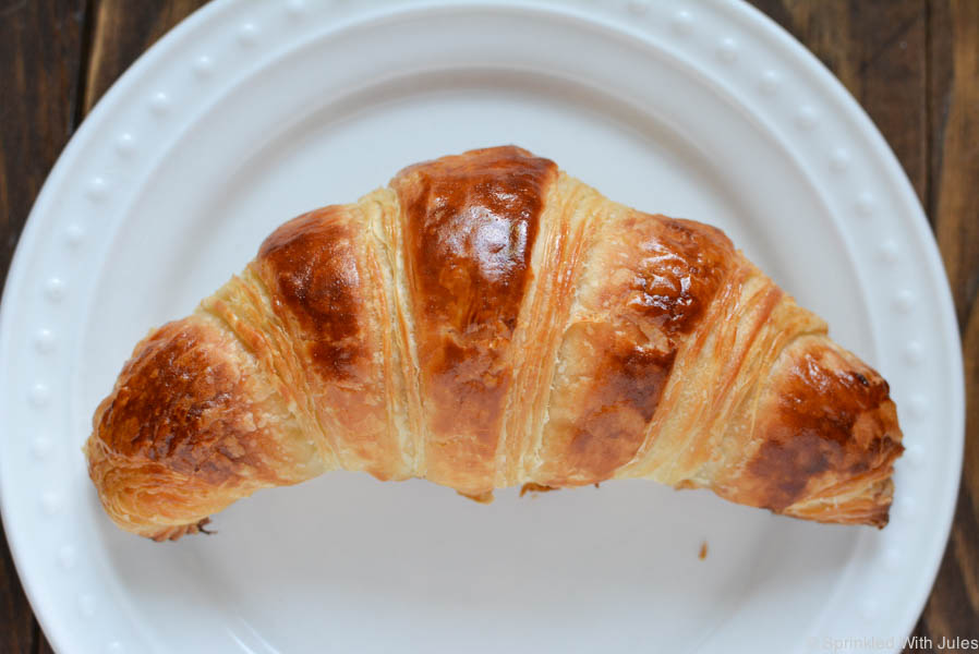 Croissant Photo
